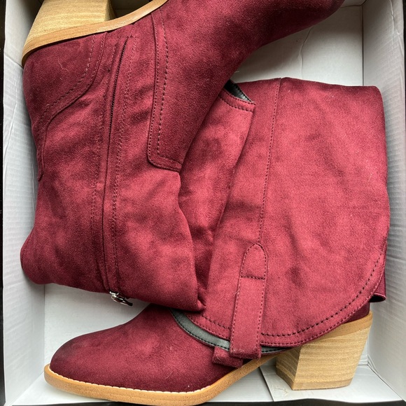 Ccocci - Knee High Zip Up Suede Western Style Boots - Picture 3 of 8